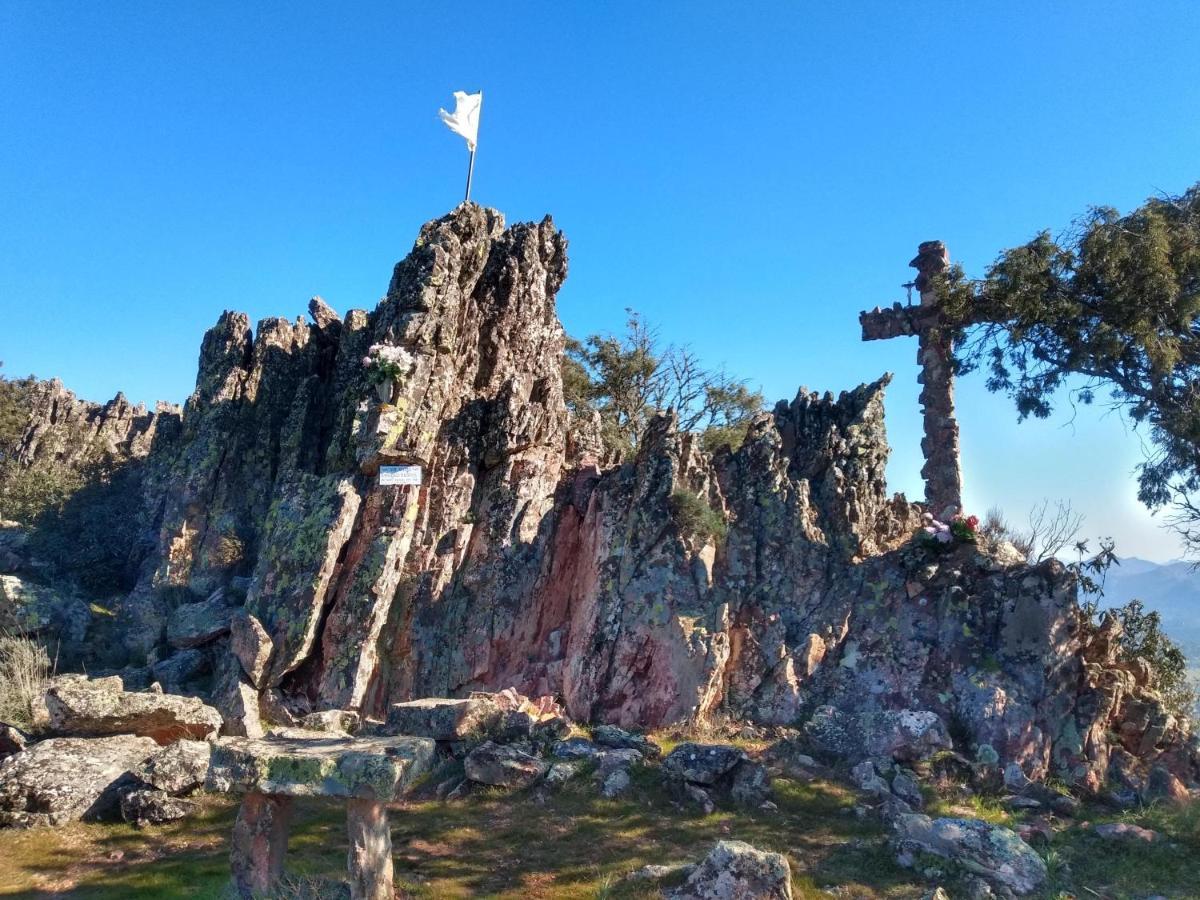 Casa Relojero Villa Zarza-Capilla Esterno foto